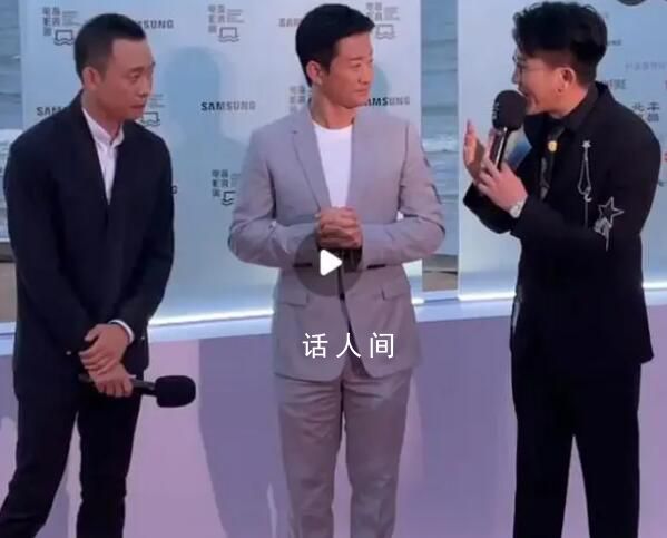 吴京回应张译华表奖封帝 我的金手指一指他就得奖了