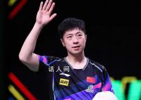 马龙离场时摸了摸球台 龙队已无需用比赛胜负去定义