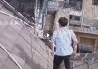 男孩14层楼顶攀爬妈妈哭求教育方法 打过骂过教育过求大家帮帮我