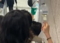 深夜举吊瓶赶地铁的女生发声 引发网友关注