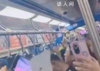 网友吐槽王源粉丝地铁大合唱 她们确实很喧闹很吵