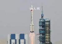 眼含星辰 心有坚守