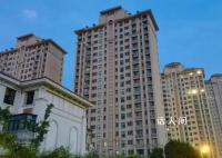 实探天津沉降小区:住宅楼开裂倾斜