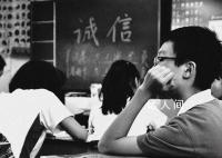 高考监控有多清晰 网友：这种氛围的压迫感太强