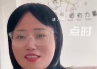 女生剪发后酷似李雪琴 简直是一模一样啊