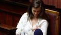 意大利女议员在议会上为婴儿哺乳 开创罗马议会先河