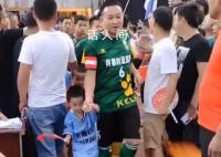 贵州村超上演倒挂金钩进球 名场面频出