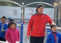 16岁女篮小将身高已达2米27 是目前世界上最高的女篮运动员之一