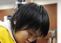 女子将农药倒入父亲止咳糖浆瓶内 因涉嫌故意杀人罪被公诉
