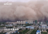 实拍新疆遭强沙尘袭击:遮天蔽日