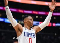 威少创NBA历史最大降薪 年薪约400万