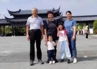 女子半夜拍蚊子走出158步吓坏母亲 多少有点反常