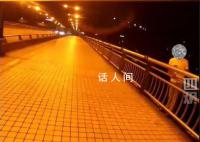 轻生男子递烟被民警飞身拽回 展现出非凡的勇气和聪明才智