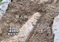 老人下葬后半夜尸体被偷?警方回应