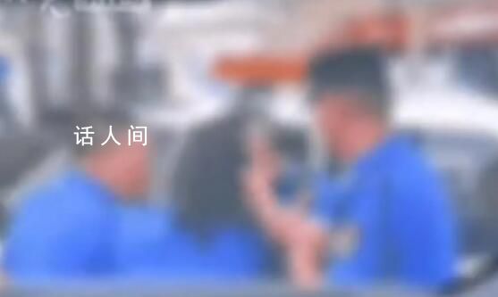 两城管互殴?官方:是协管已开除