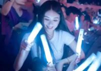 郭富城方媛女儿近照 瞬间引发网友热议