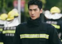 杨洋“翰化” 因油腻被嘲是下一个张翰