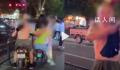 警方回应男子当街摸女生后背 已立案调查人已被找到