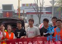 男大学生购买100包卫生巾支援涿州 送往涿州一学校及安置点