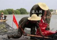 做抗洪救灾重建家园的主人 迸发出强烈的担当精神和主人翁意识