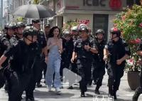 Angelababy获特警开道 阵仗大引争议