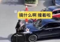 保时捷欲插队被拦数次顶撞保安 让不少网友愤怒不已