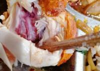多名学生吃臭鸡腿后送医?教育局回应