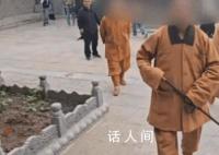 女子称景区拍照被僧人持棍追打 网友：这是元不够了吧