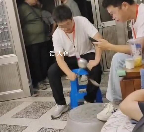 男子称因拒拆迁遭敲盆骚扰 当地回应