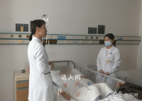 二胎妈妈诞下龙凤三胞胎 几率只有1.4亿分之一