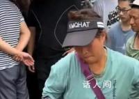 10元盒饭姐流泪称不想再坚持 感觉有点伤心