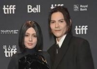 郭碧婷和老公走红毯大变样 引起了不少争议