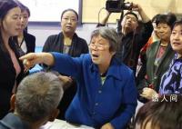 “老年主播团”加入国货商战爆火 主播都是公司的中高层没考虑组建专业运营团队