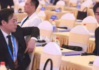 朱一龙张颂文像极了上课的你 两位演员这么努力学习真是太敬佩了