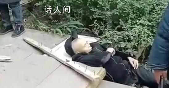 男孩扔木块砸死老人被判赔58万 两被告不服已提起上诉