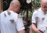 男版香妃 游客引来蝴蝶落满身