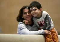 为救儿变卖家产!丘妈出场全场沸腾
