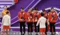 孙颖莎领奖时因为唠嗑掉队了 引发了观众们的欢乐和赞赏