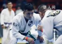 做过外卖员的他30岁破格进国家队 周小绍个人资料介绍