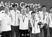 中国男子水球主教练归国飞机上离世 两天前刚刚率队亚运摘银