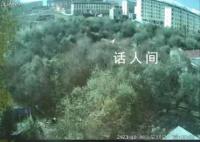 青海门源县夜间天空亮如白昼 原本漆黑的天空突然被耀眼强光照亮