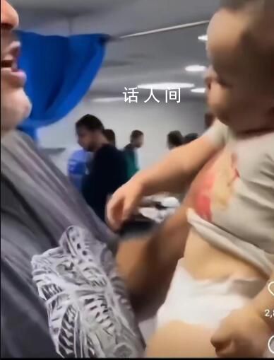 巴勒斯坦一女婴空袭中丧生父亲痛哭 愿世界和平永无战争