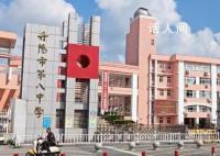 江苏一学校住4人间需花2300元买床 教育部门已介入调查此事
