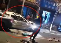 长春一公交失控连撞多车 司机晕倒