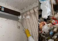 重庆一女租客退租后留半人高垃圾 清理花了超过9小时