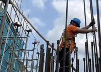 香港工地女工日赚2千 靠扎铁4年还清170万外债