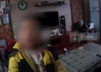 小学生不想写作业持刀威胁妈妈 竟然被民警们带到了派出所