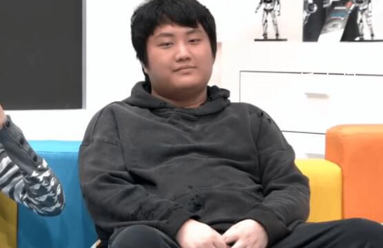Doinb停播返回韩国 斗鱼陈少杰被捕后多位大主播停播