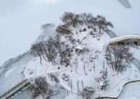 东北是捅了雪窝了 需警惕积雪叠加致灾