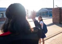 女生课堂身亡 母亲称学校见死不救